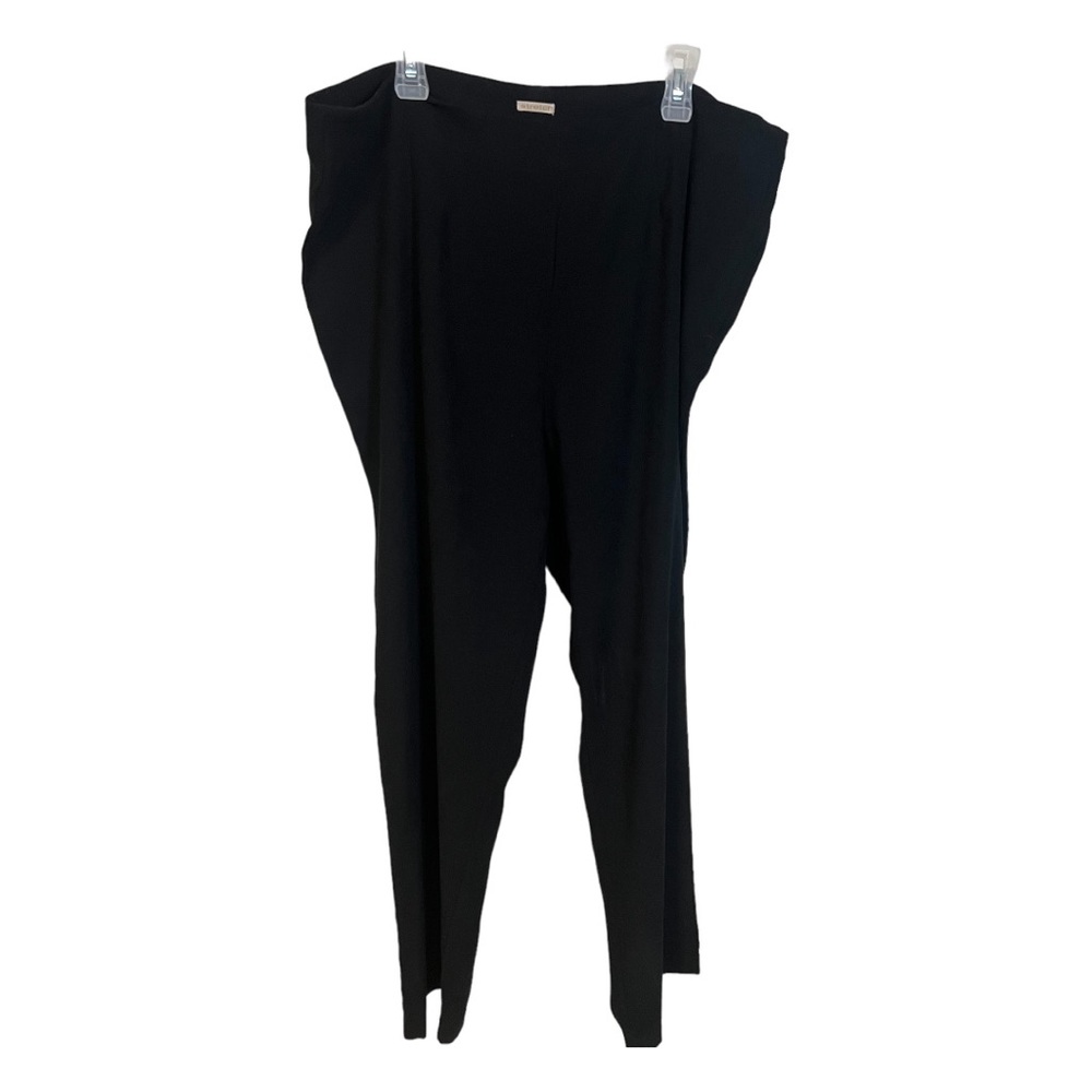 A pair of Cotton Ginny Plus black pants in size 20